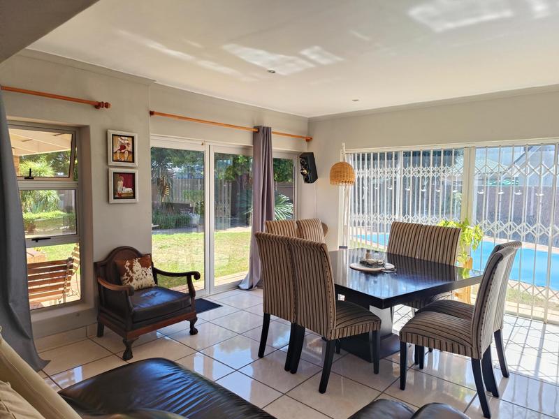 5 Bedroom Property for Sale in Fisherhaven Western Cape
